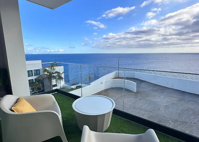 דירה Madeira At Cliff