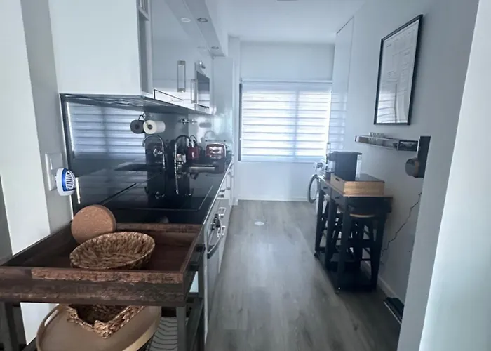 Madeira At Cliff Apartament